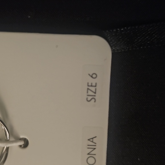 Silver leafy ring - Picture 4 of 5